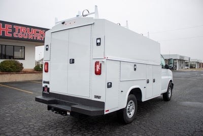 2024 Chevrolet Express Cutaway 3500 1WT