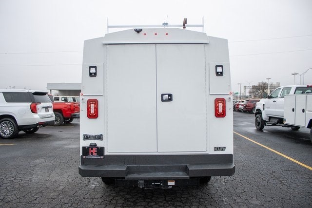 2024 Chevrolet Express Cutaway 3500 1WT