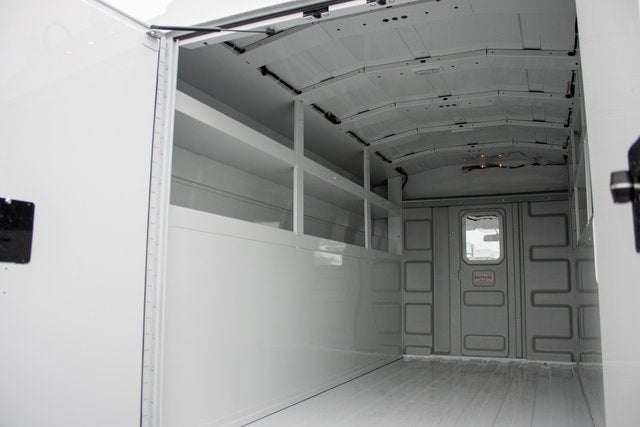 2024 Chevrolet Express Cutaway 3500 1WT