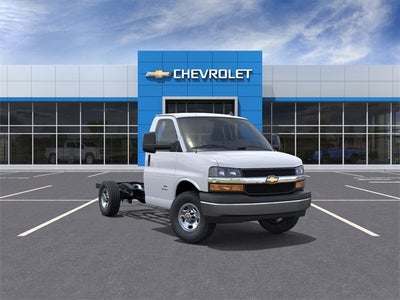 2025 Chevrolet Express Cutaway 3500 1WT