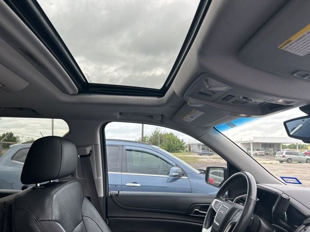 2017 GMC Yukon SLT