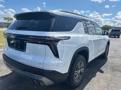 2024 Chevrolet Traverse LT