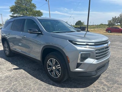2024 Chevrolet Traverse LT