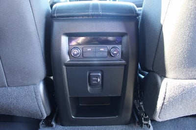 2024 Chevrolet Traverse Limited LT Cloth