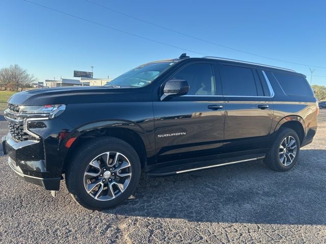 2023 Chevrolet Suburban LS
