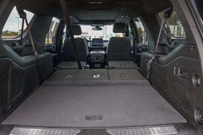 2022 Chevrolet Suburban RST