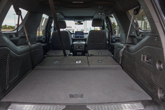 2022 Chevrolet Suburban RST