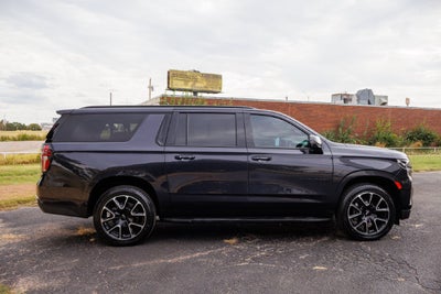 2022 Chevrolet Suburban RST