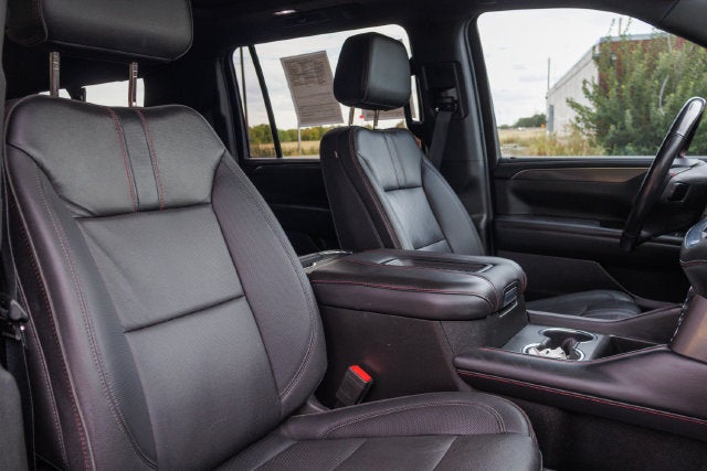 2022 Chevrolet Suburban RST