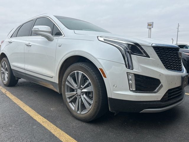 2022 Cadillac XT5 Premium Luxury