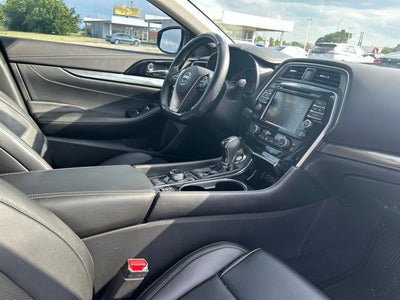 2023 Nissan Maxima SV