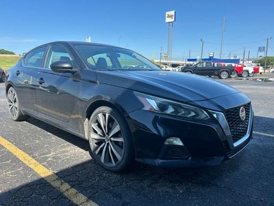 2022 Nissan Altima 2.5 SR