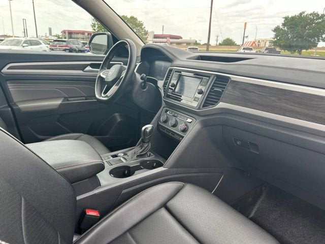 2023 Volkswagen Atlas 2.0T SE