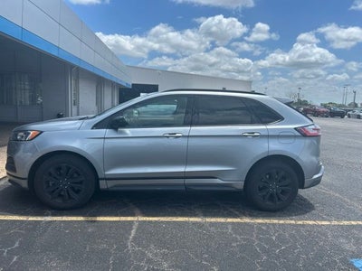 2022 Ford Edge SE