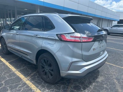 2022 Ford Edge SE