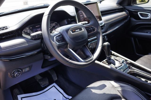 2023 Jeep Compass Altitude