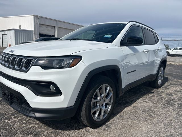 2024 Jeep Compass Latitude Lux