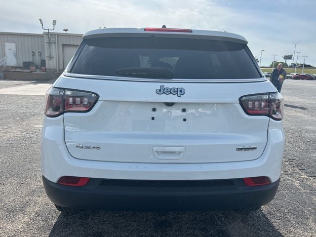 2024 Jeep Compass Latitude Lux