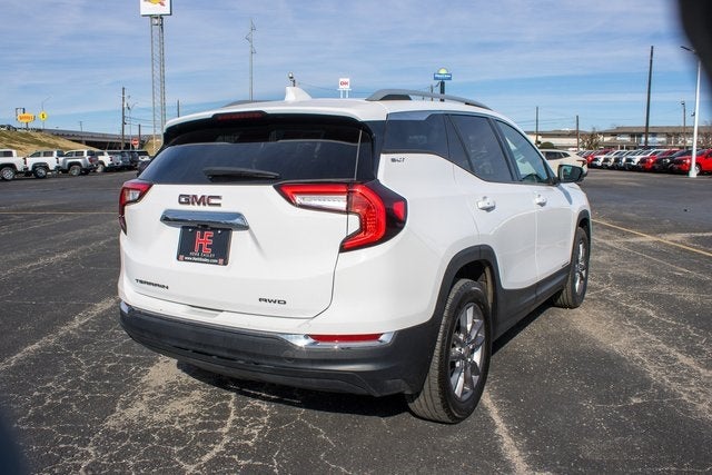 2024 GMC Terrain SLT