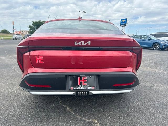 2025 Kia K4 LXS