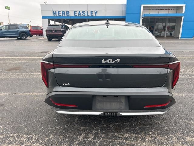 2025 Kia K4 LXS