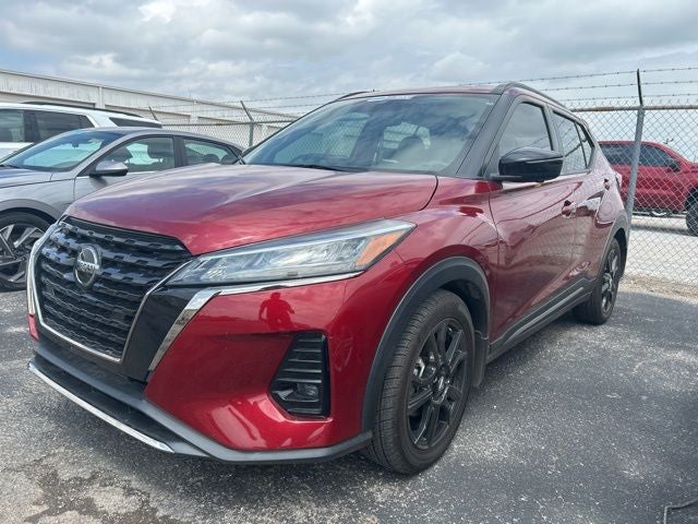2021 Nissan Kicks SR