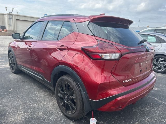 2021 Nissan Kicks SR