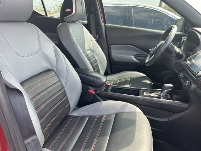 2021 Nissan Kicks SR