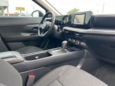 2025 Nissan Kicks S