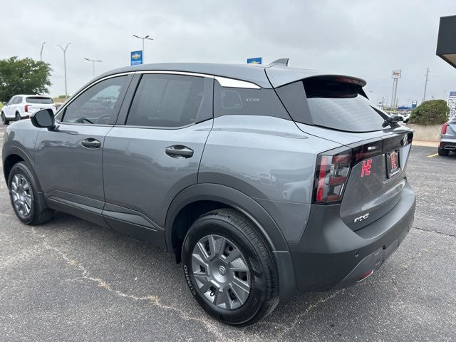 2025 Nissan Kicks S