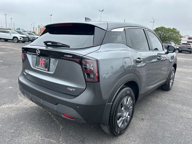 2025 Nissan Kicks S