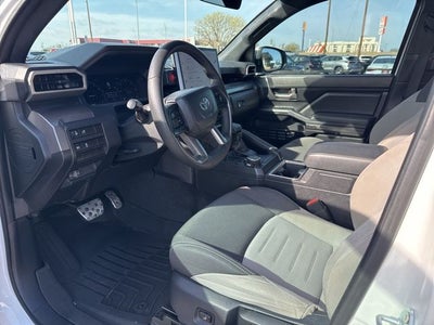 2024 Toyota Tacoma 4WD SR5