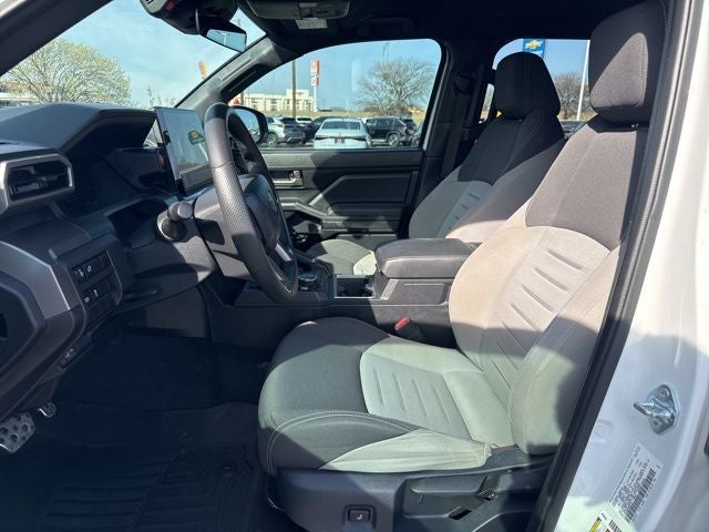 2024 Toyota Tacoma 4WD SR5