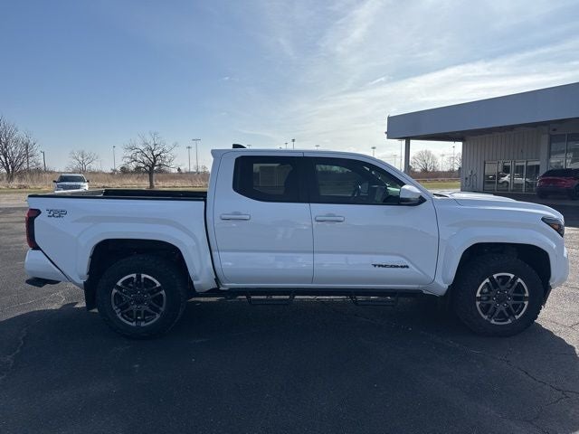 2024 Toyota Tacoma 4WD SR5