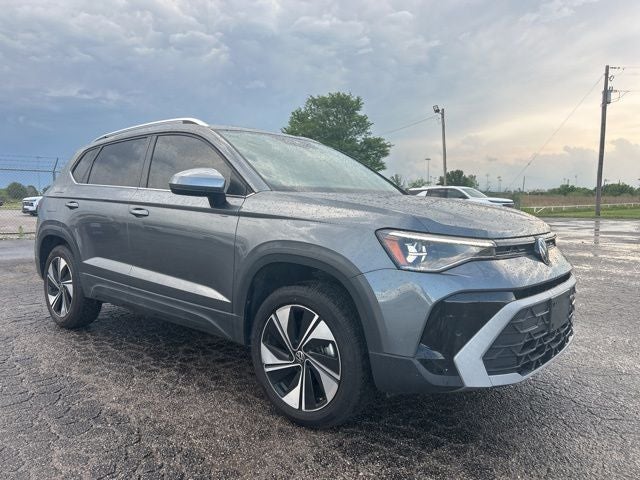 2025 Volkswagen Taos SE