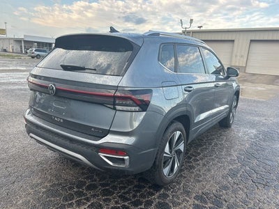 2025 Volkswagen Taos SE