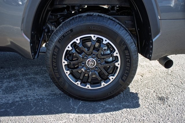 2023 Toyota Tundra 4WD SR5