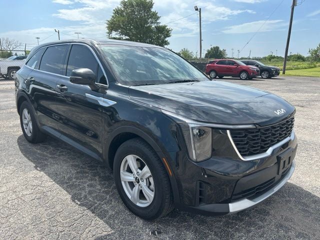 2025 Kia Sorento LX