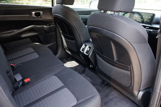 2025 Kia Sorento LX