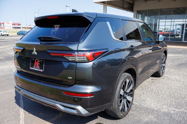 2025 Mitsubishi Outlander SE