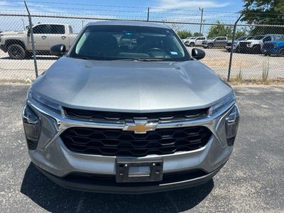 2025 Chevrolet Trax LS