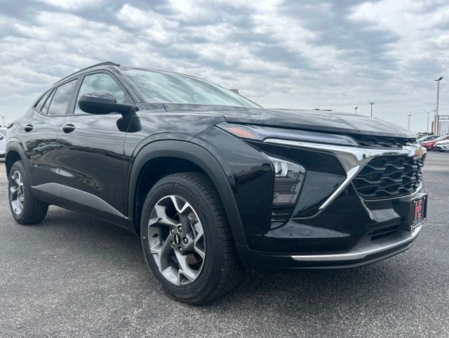 2025 Chevrolet Trax LT's photo