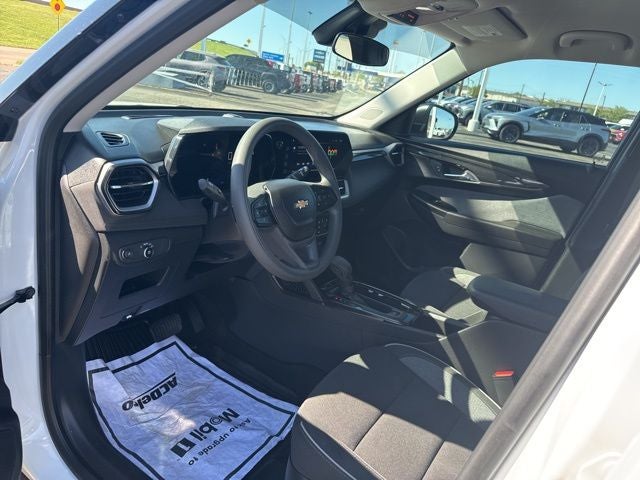 2025 Chevrolet Trailblazer LS