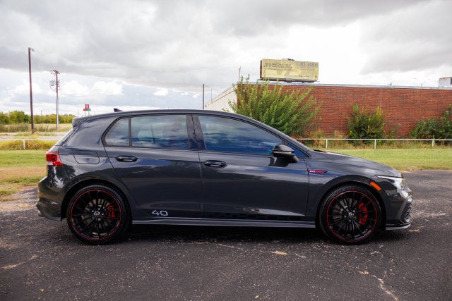 2023 Volkswagen Golf GTI 40th Anniversary Edition