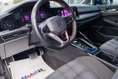 2023 Volkswagen Golf GTI 40th Anniversary Edition