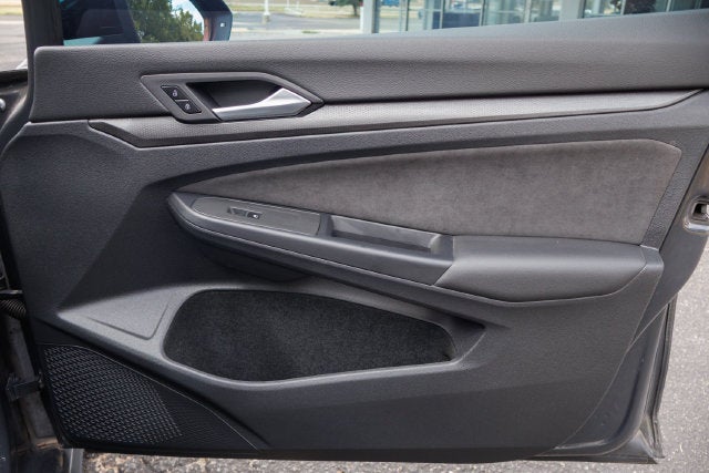 2023 Volkswagen Golf GTI 40th Anniversary Edition
