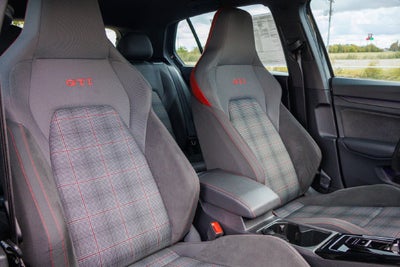 2023 Volkswagen Golf GTI 40th Anniversary Edition